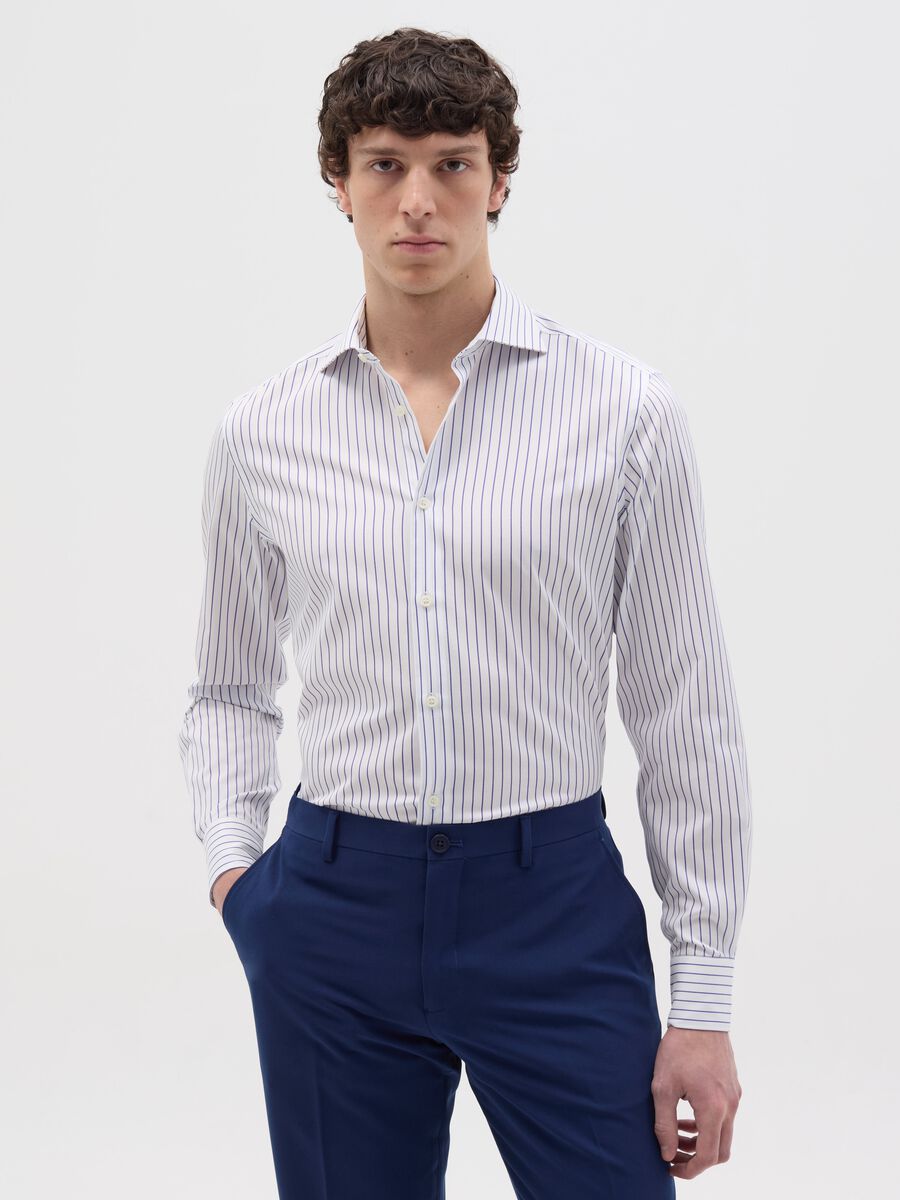 Slim-fit no-iron shirt with stripes_0