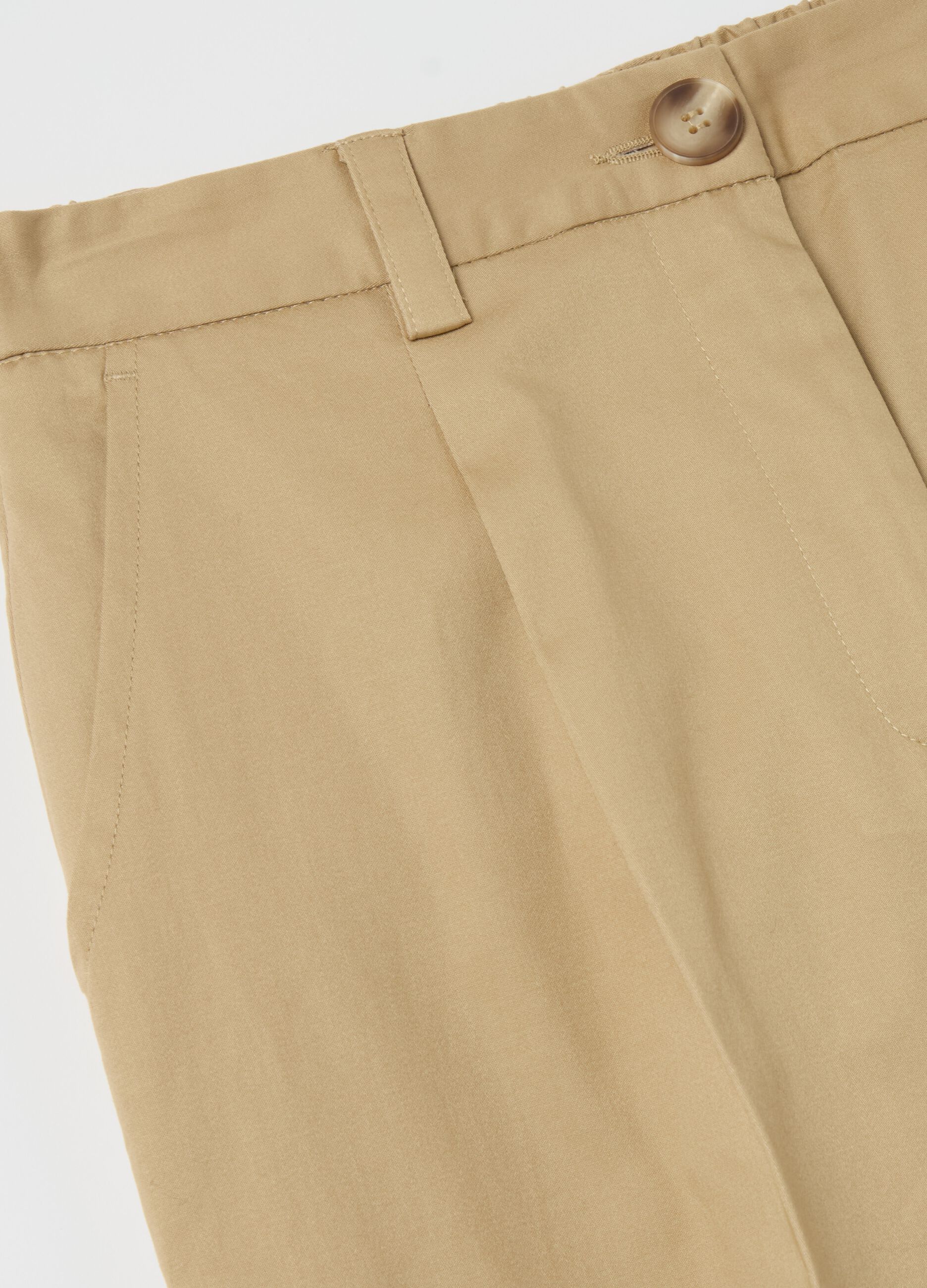 Cropped chino trousers with darts