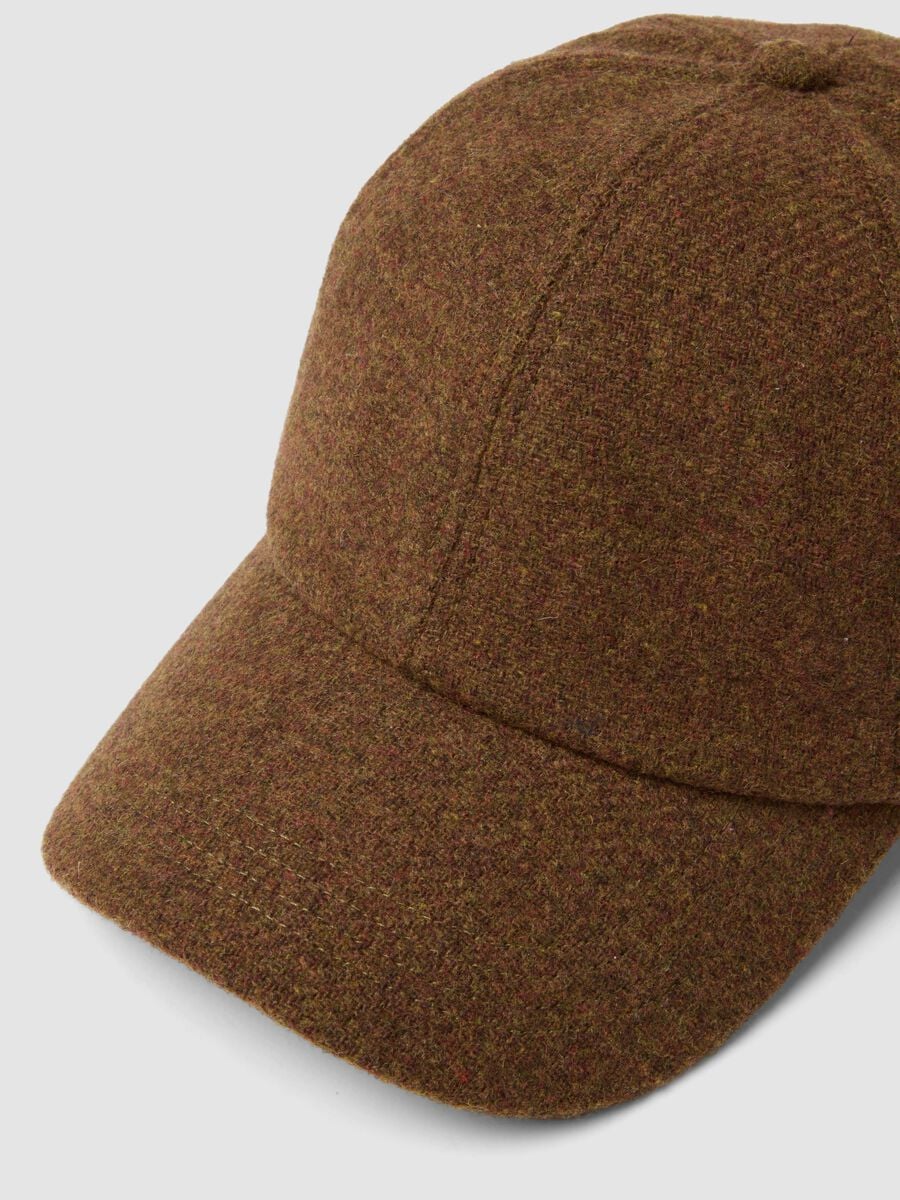 Cappello marrone in misto lana e viscosa_2