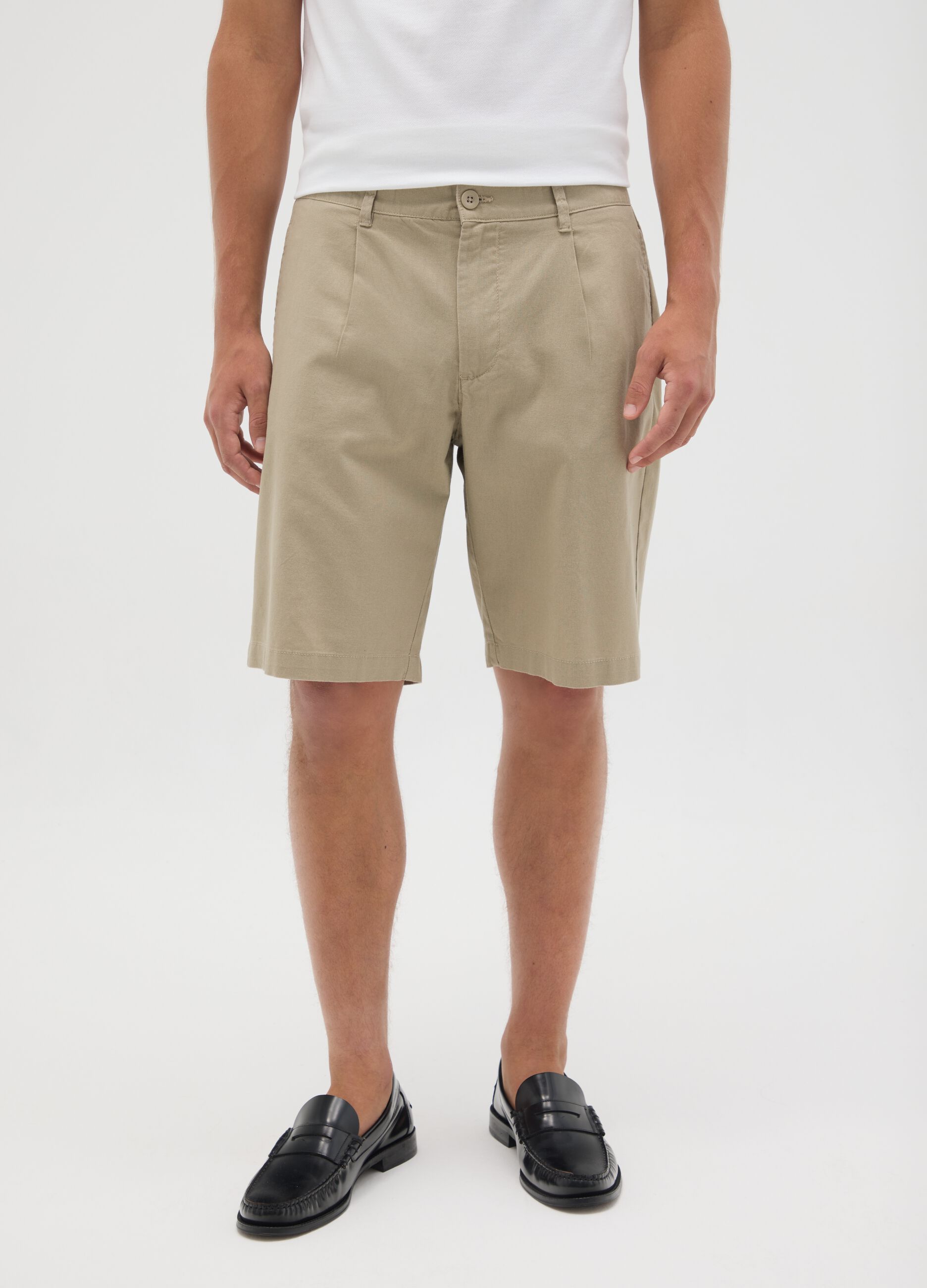 Bermuda da uomo in misto cotone beige regular fit