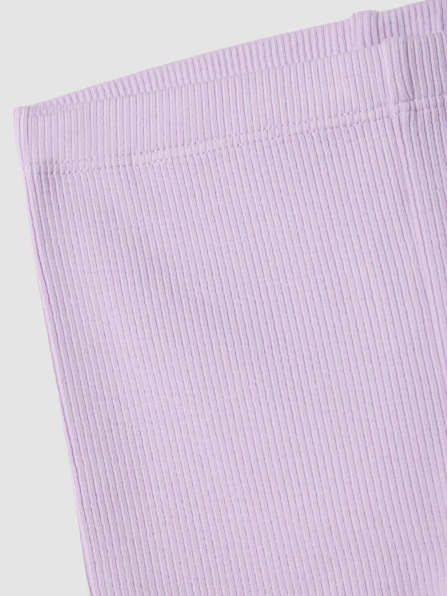 Purple ribbed stretch-cotton shorts for baby girls, regular fit_2
