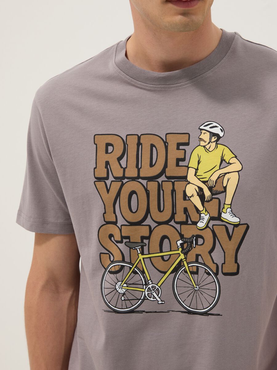 Grey pure cotton T-shirt with front print, regular fit_3