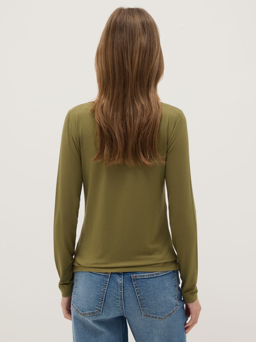 T-shirt girocollo verde a maniche lunghe regular fit_2