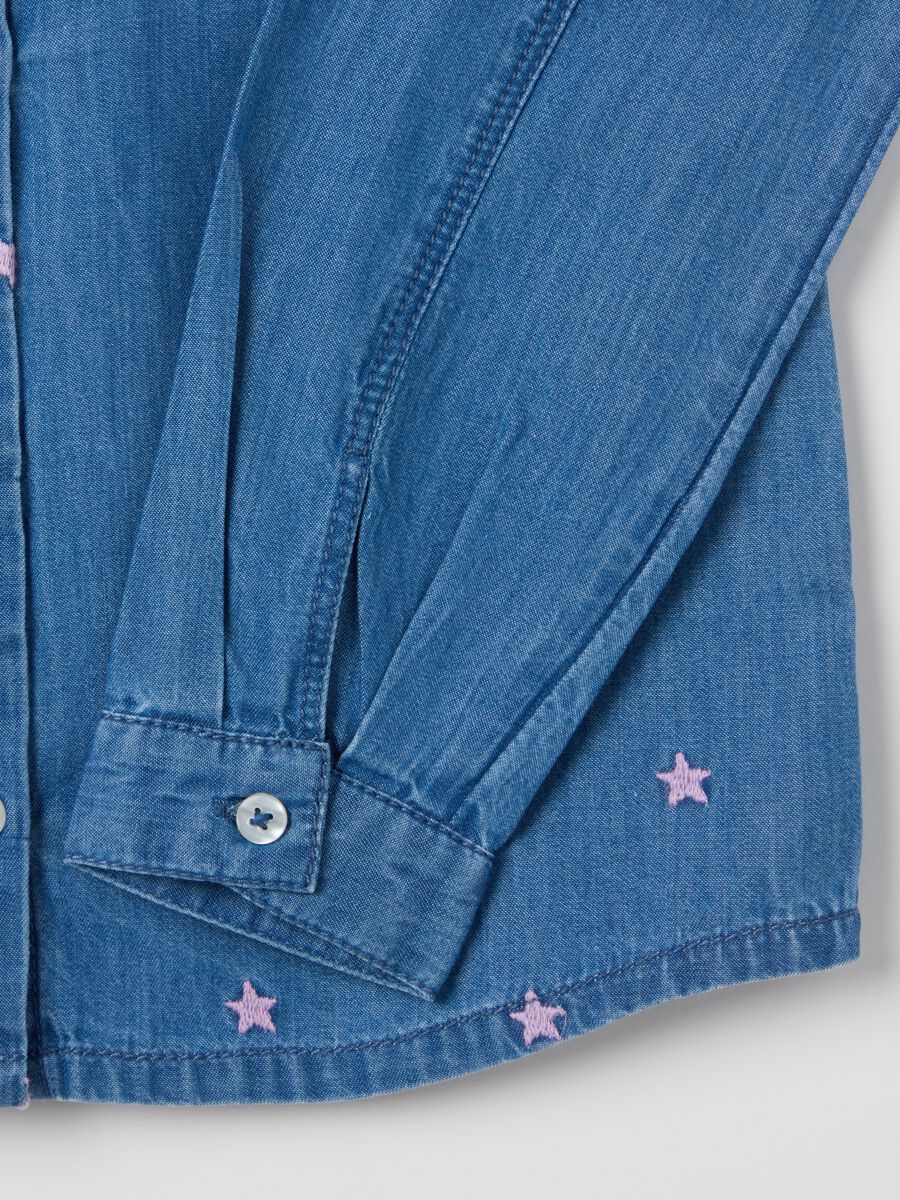 Shirt in denim with stars embroidery_3