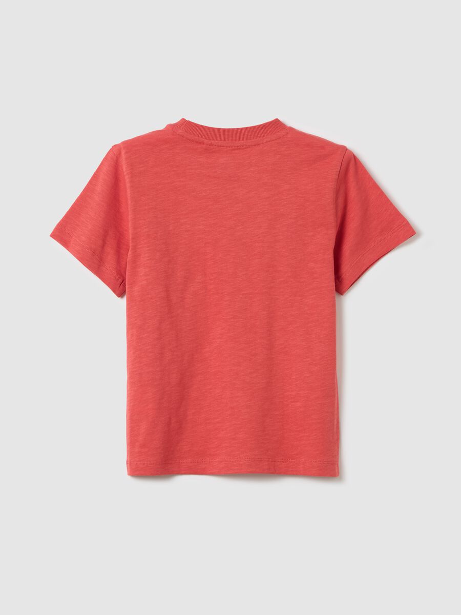 Red T-shirt in organic cotton with pocket_1