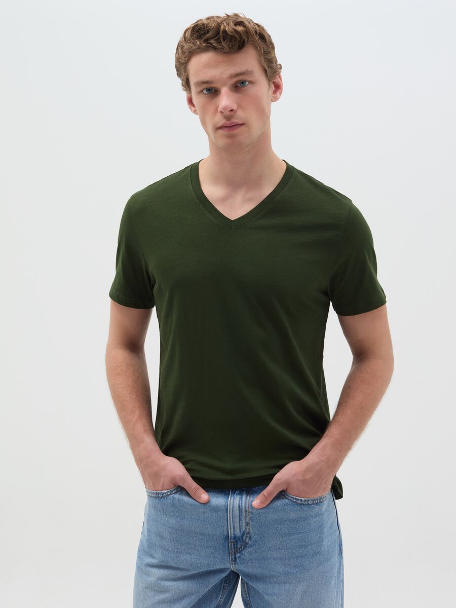 Slub cotton T-shirt with V neck_0