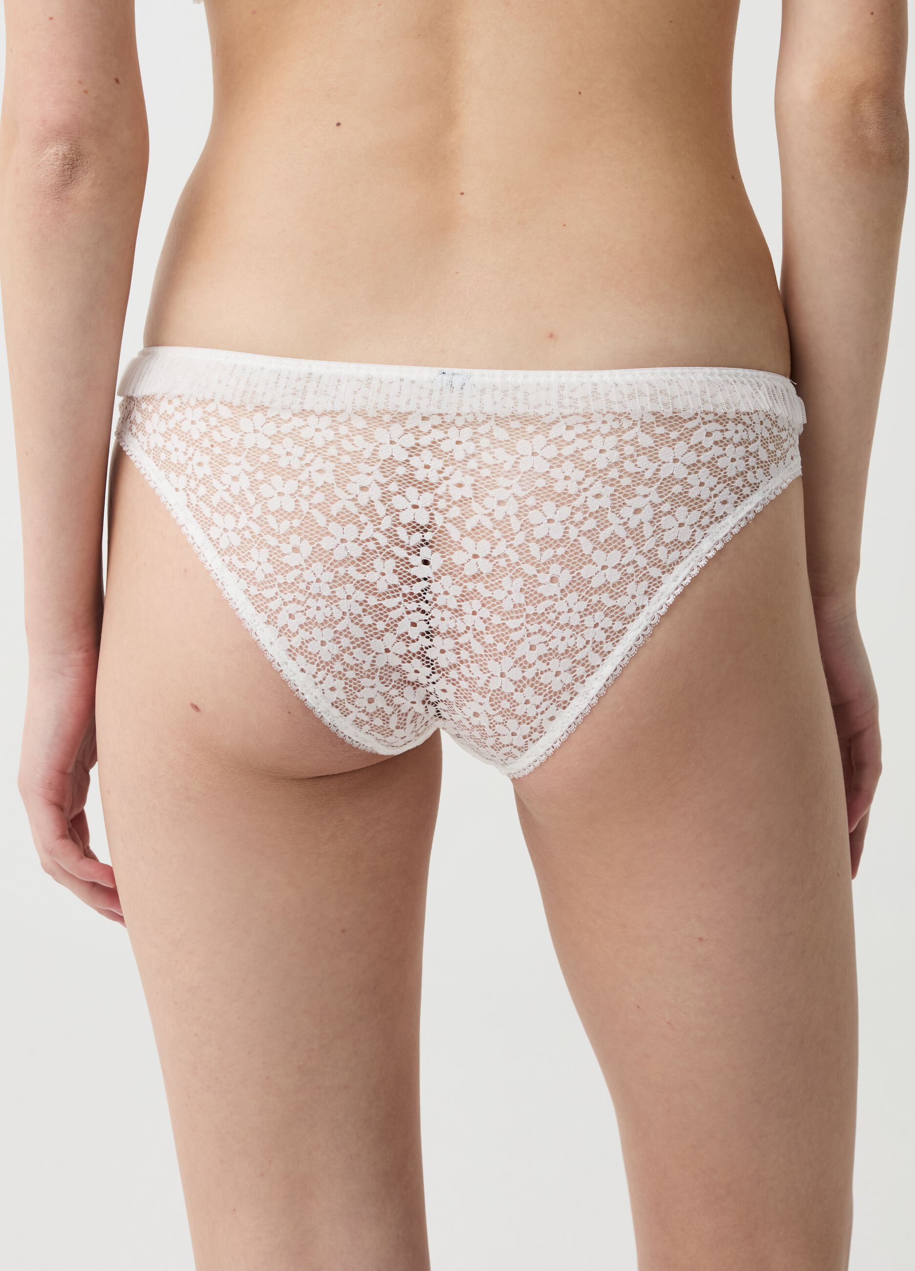 Floral lace briefs with pleated frill