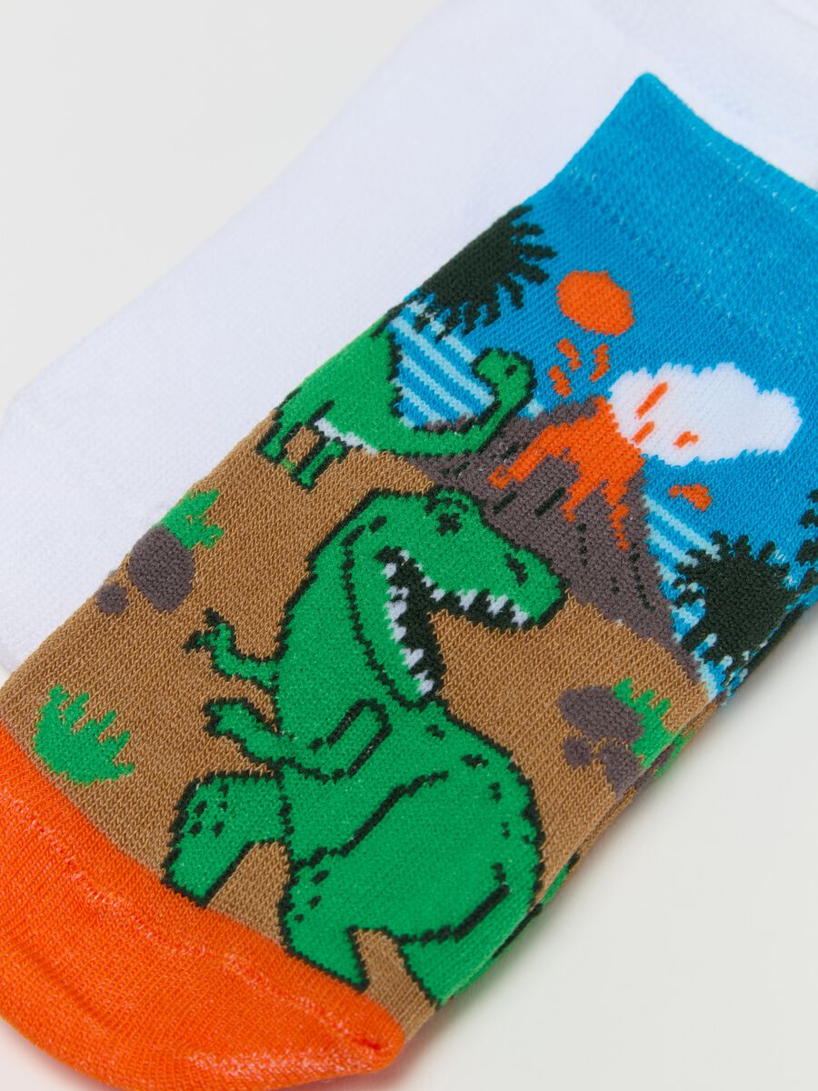 Three-pair pack socks with stripes and dinosaurs design_1