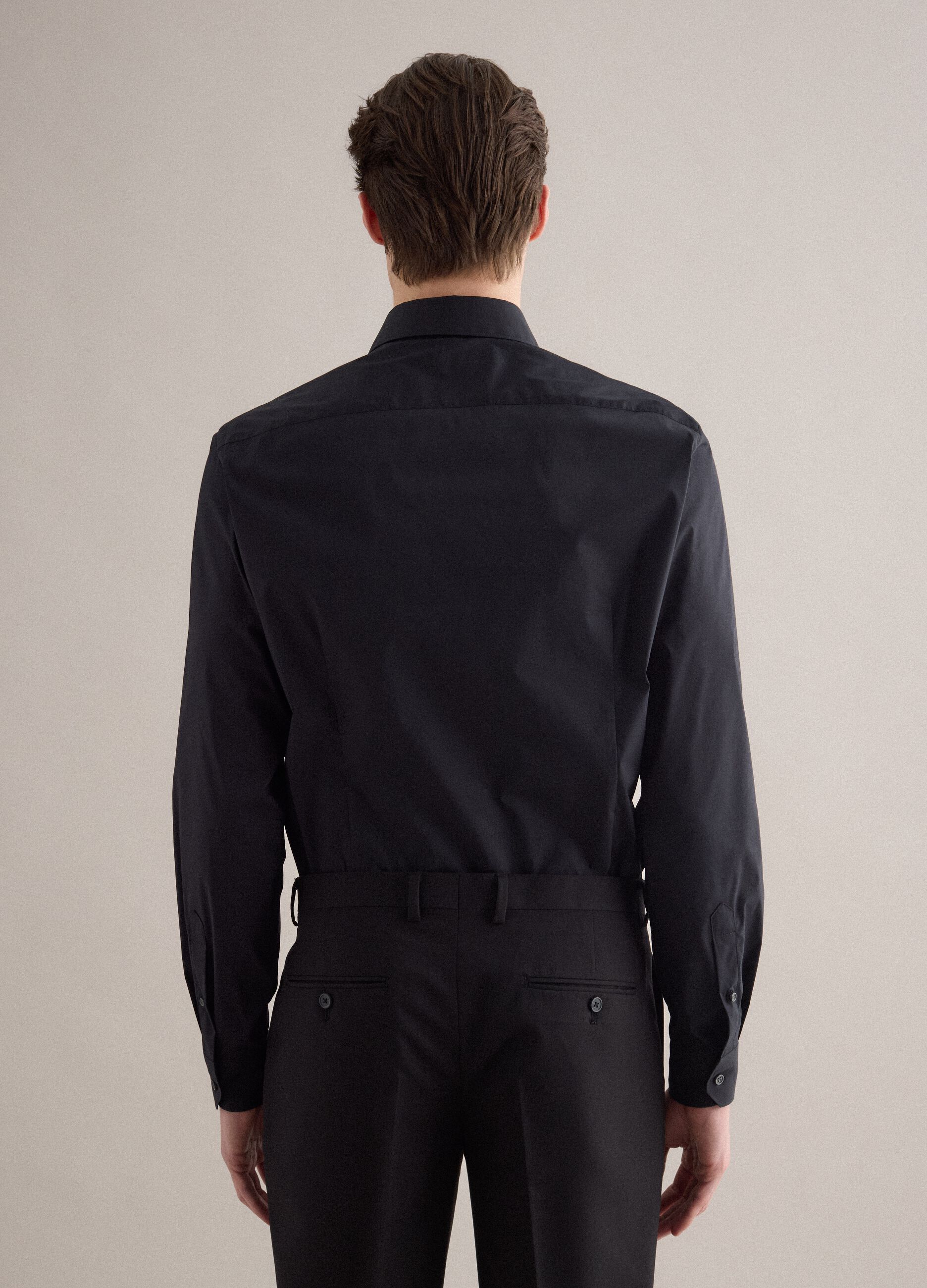 Camicia in cotone elasticizzato nera slim fit