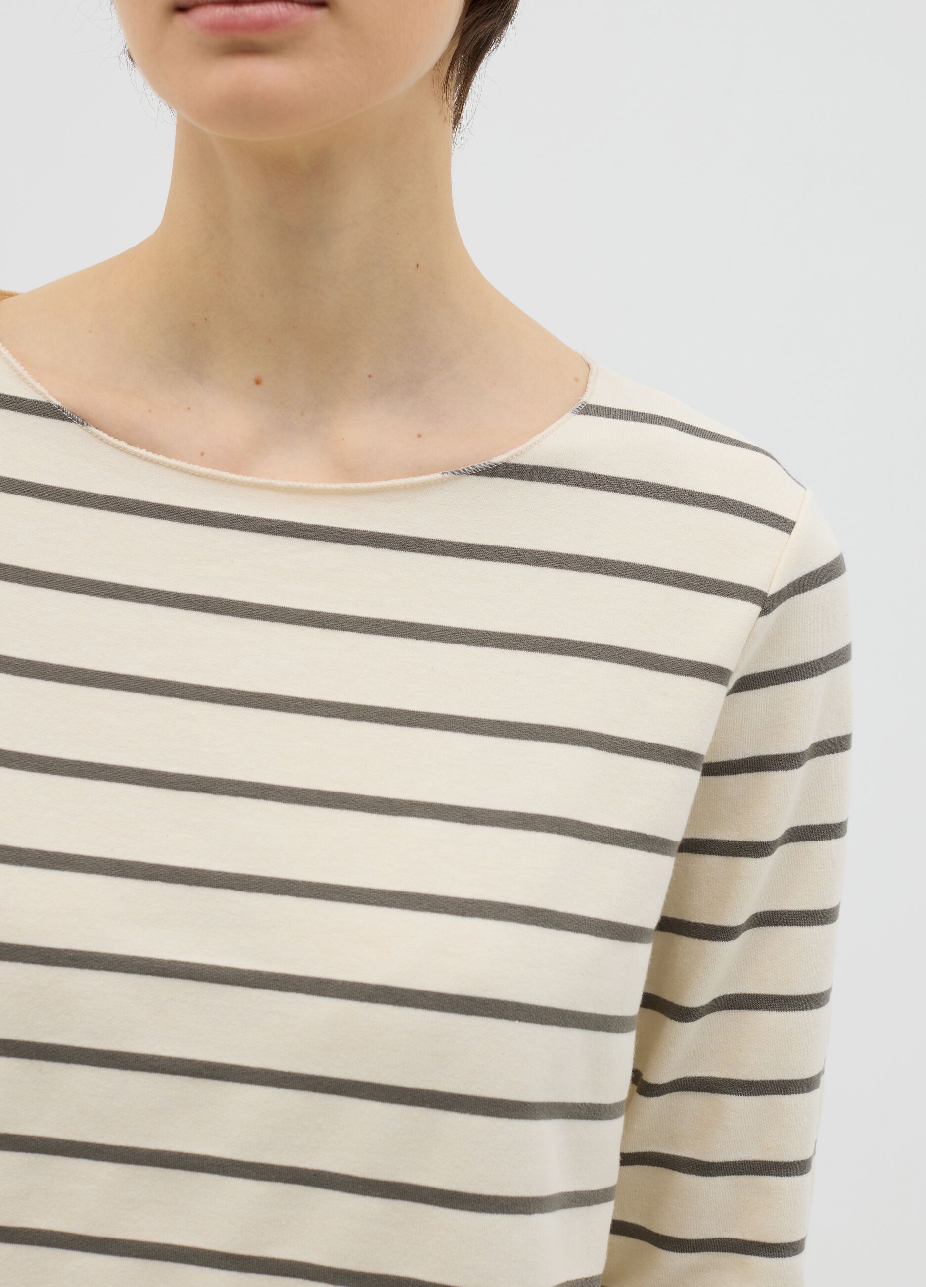 White and grey T-shirt in striped cotton