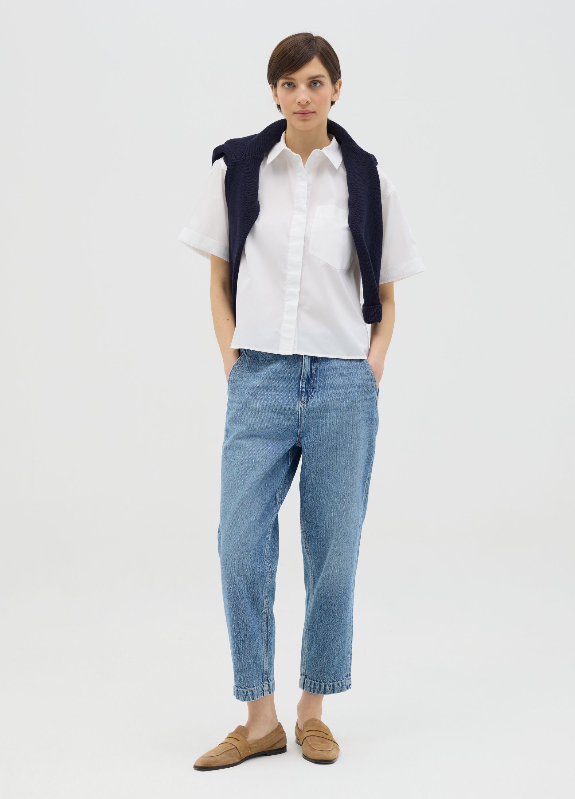 Cotton shirt with short sleeves