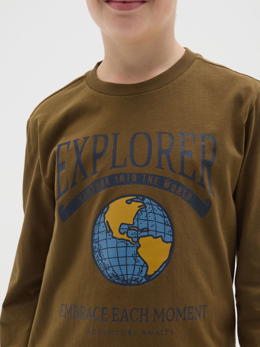 Maglia a maniche lunghe da ragazzo in puro cotone marrone _2