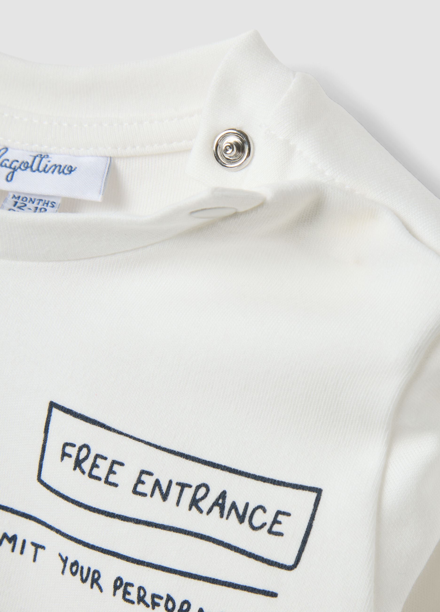 White crew-neck T-shirt in pure organic cotton