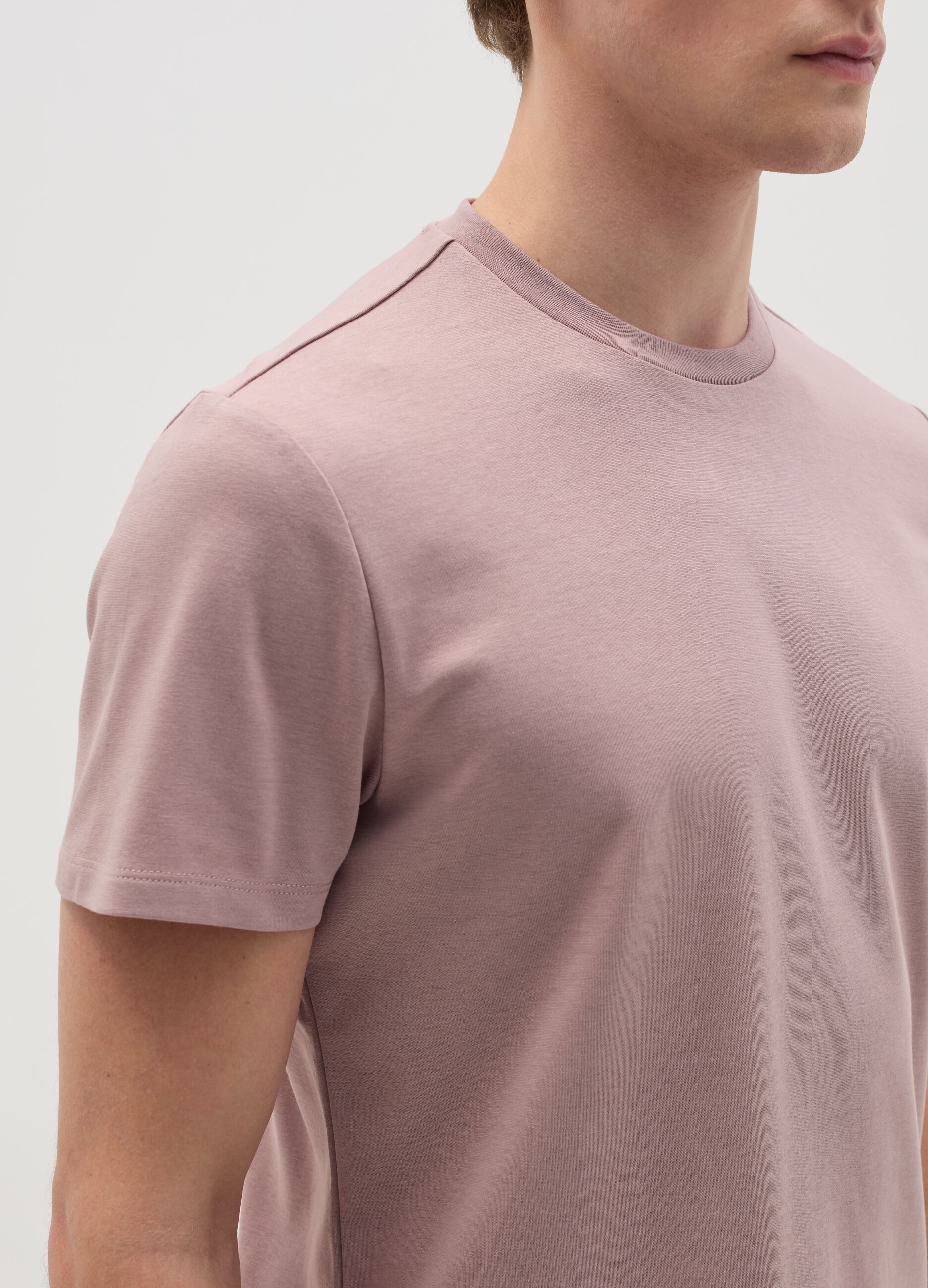 T-shirt with technical fabric