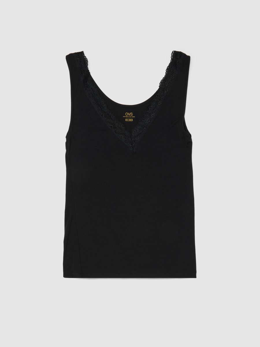 Canotta in viscosa elasticizzata nera regular fit deep V con pizzo_4