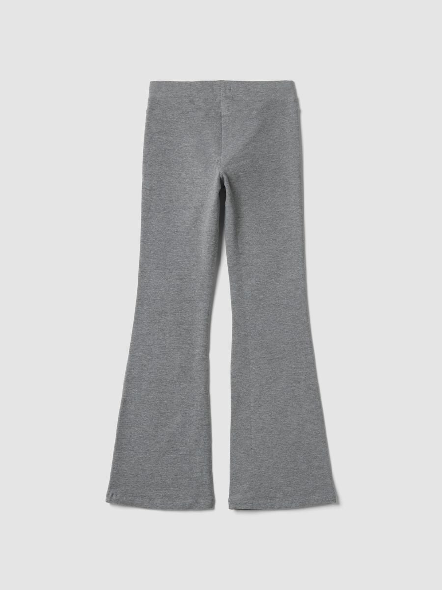Pantaloni flare grigi in cotone organico e viscosa elasticizzata_1