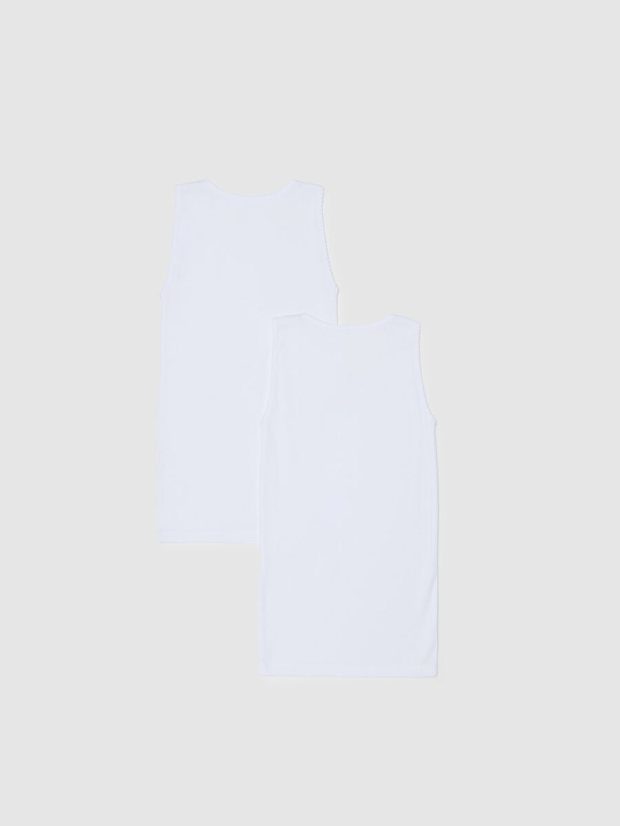 Pack of two sleeveless white cotton t-shirts for girls - regular fit_1