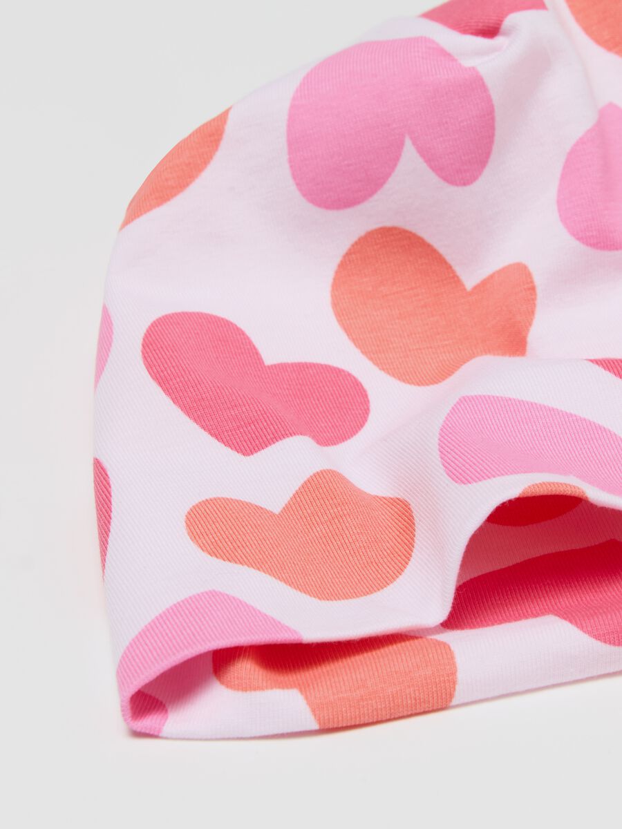 French Terry cap with hearts print_1