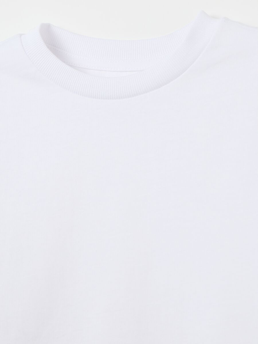 Cotton T-shirt with round neck_3