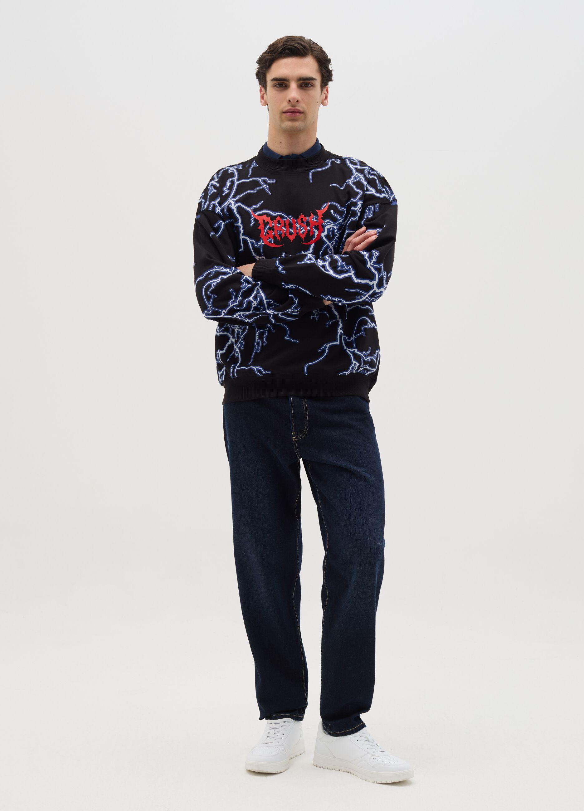 Black sweatshirt with lightning print