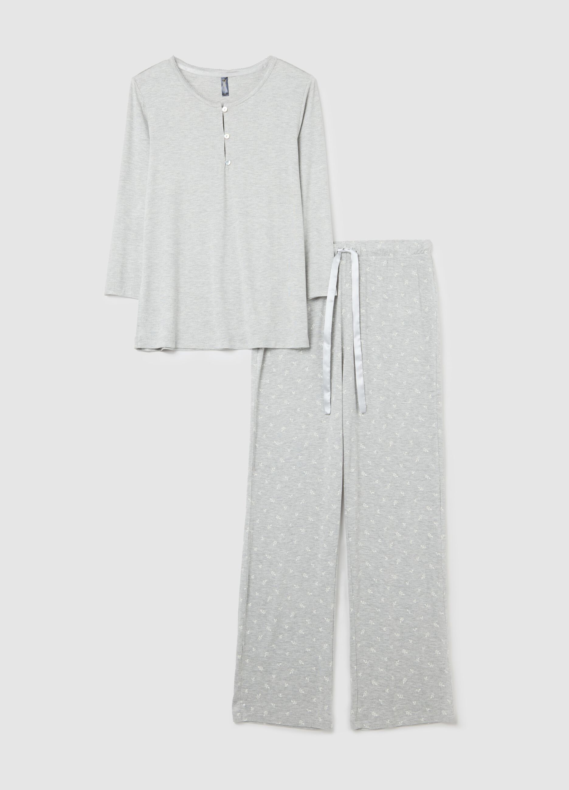 Mélange pyjamas with small leaves print