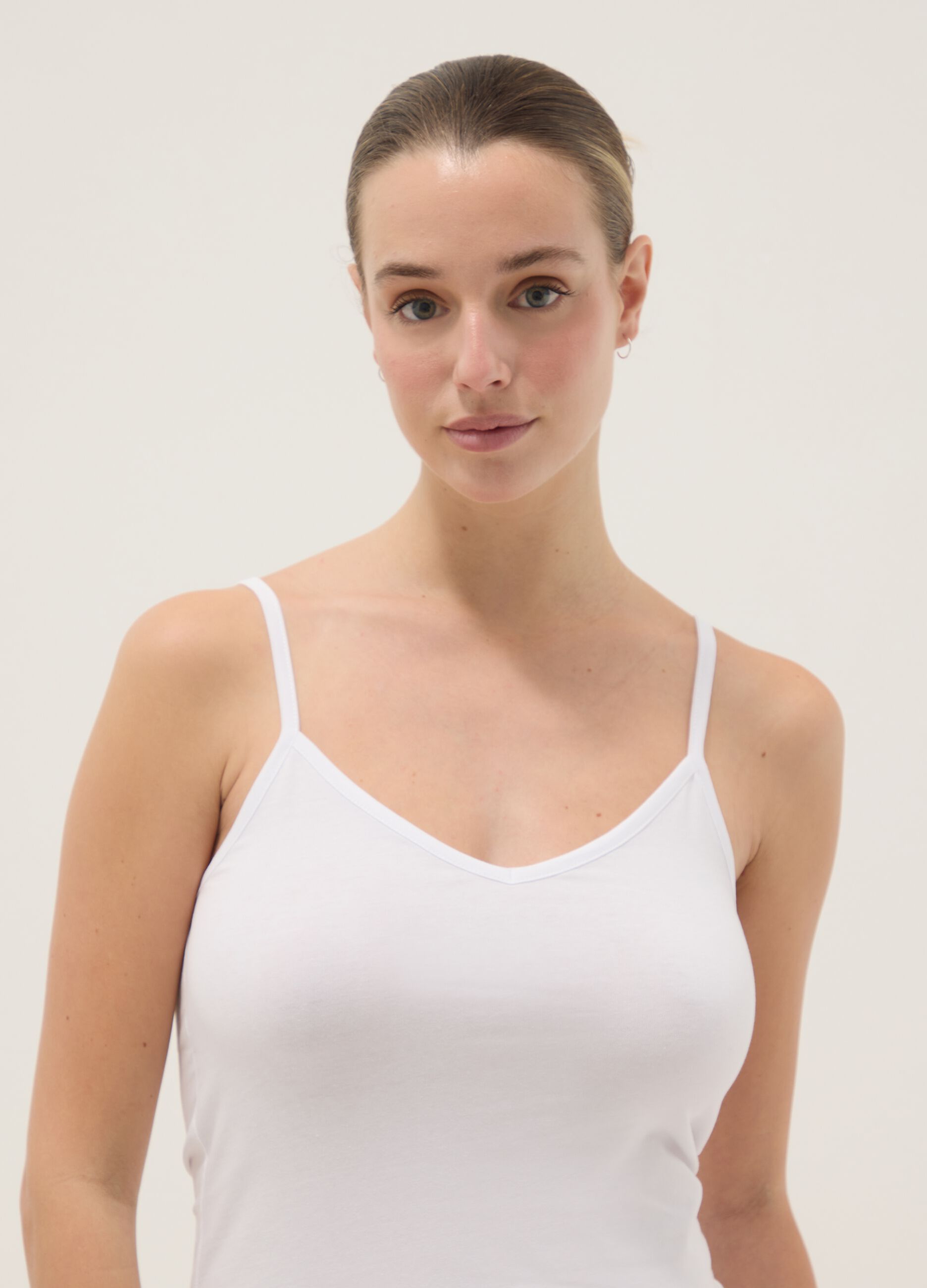 White stretch cotton tank top regular fit deep V