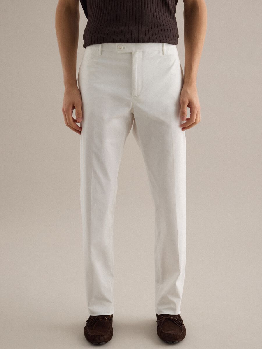 Pantaloni in cotone elasticizzato bianchi regular fit_2