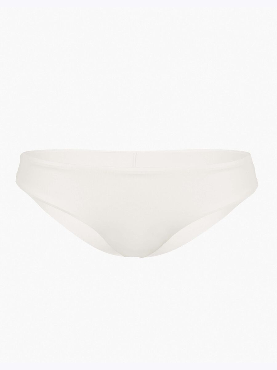 Invisible briefs in microfibre_4