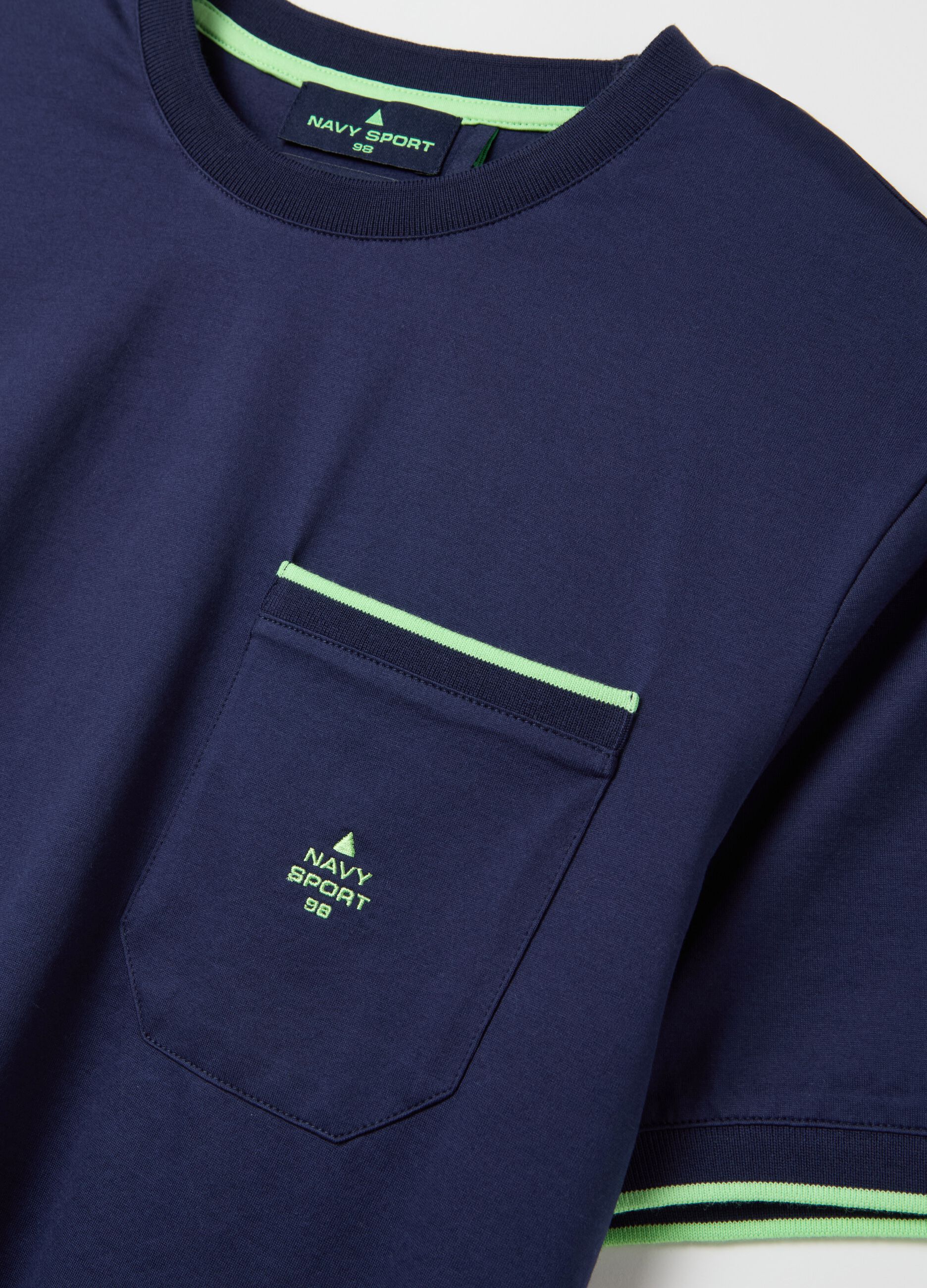 T-shirt with pocket and logo embroidery