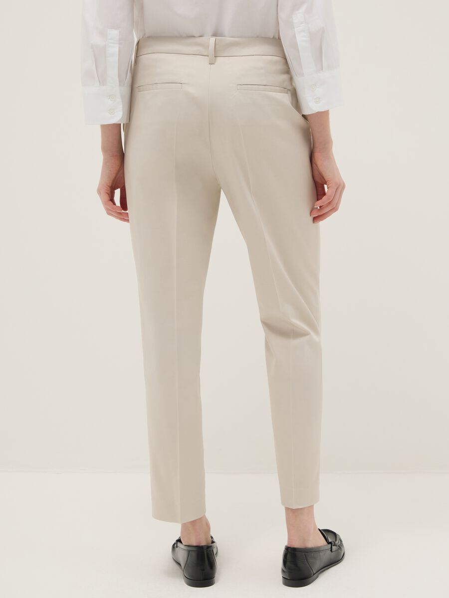 Beige stretch cotton satin trousers regular fit_2