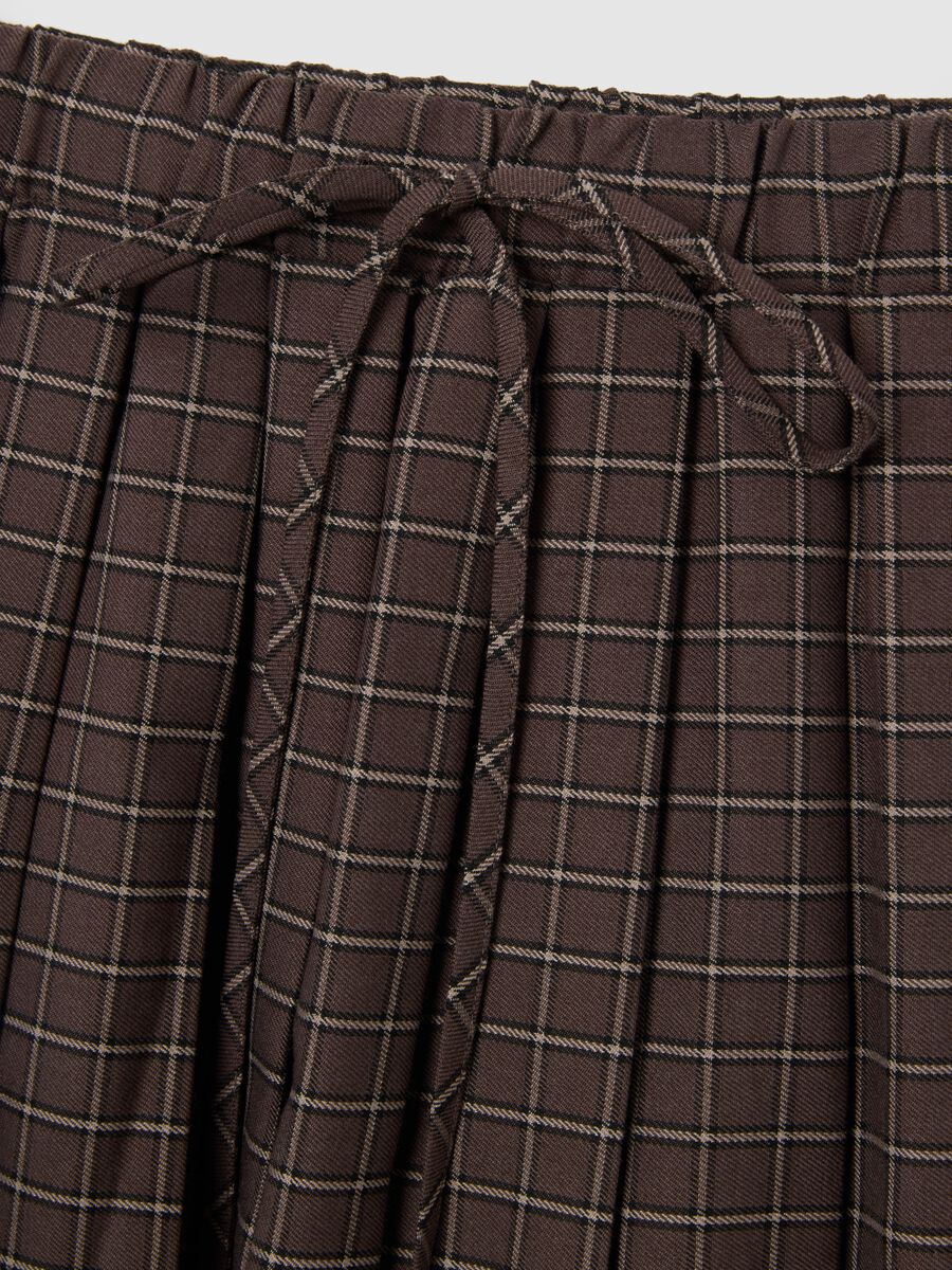 Elasticated Brown Check Skirt_5