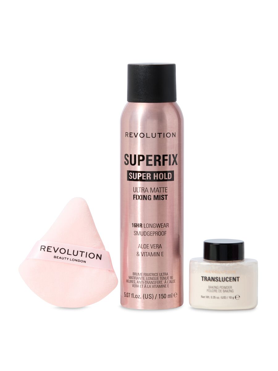 Revolution Superstar Bake & Set_2