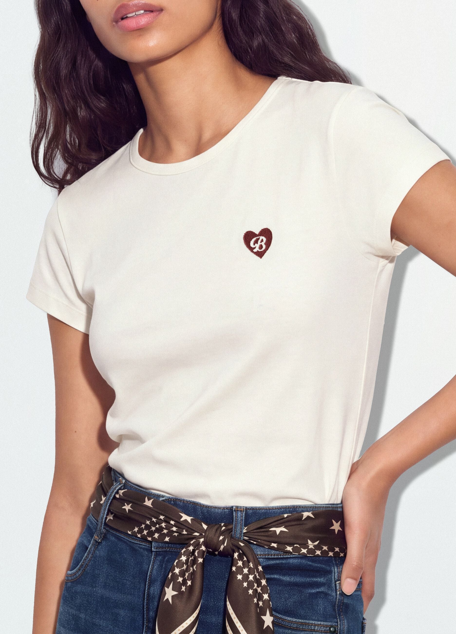 White pure cotton crew-neck T-shirt with heart print