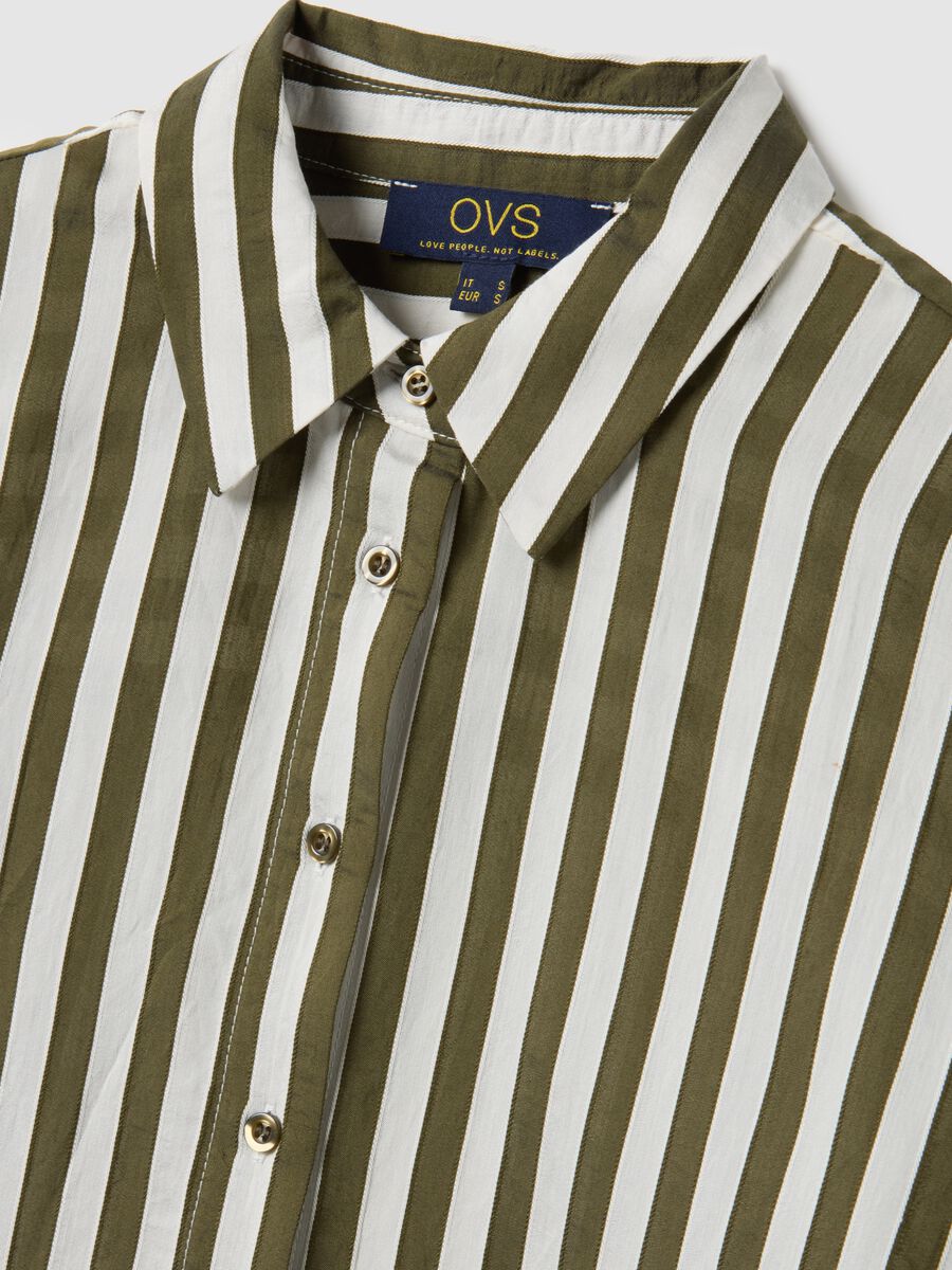 Multicolour striped regular fit shirt with classic collar and buttons_5