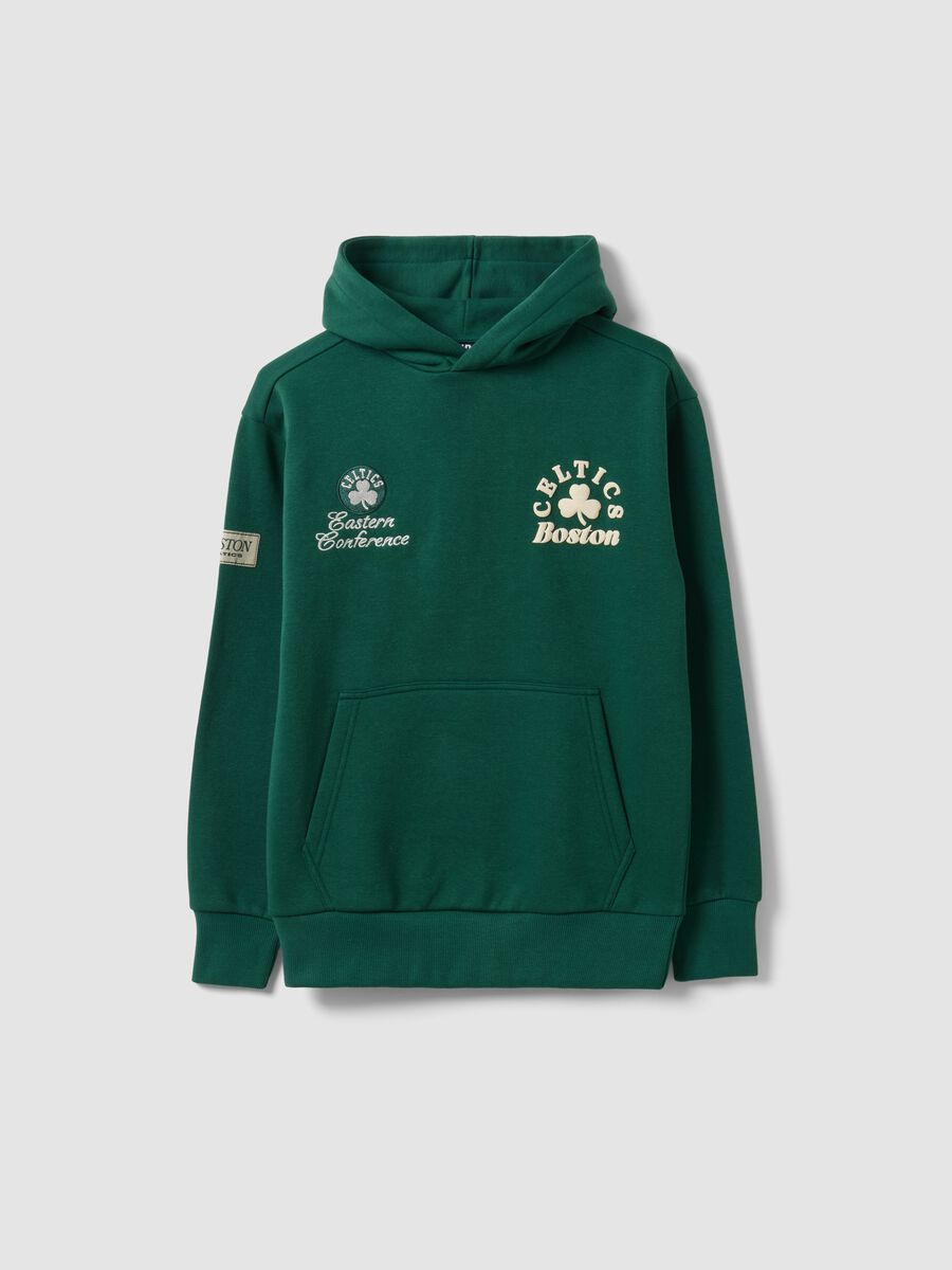 Felpa verde con cappuccio in misto cotone con stampa Celtics per ragazzo_3