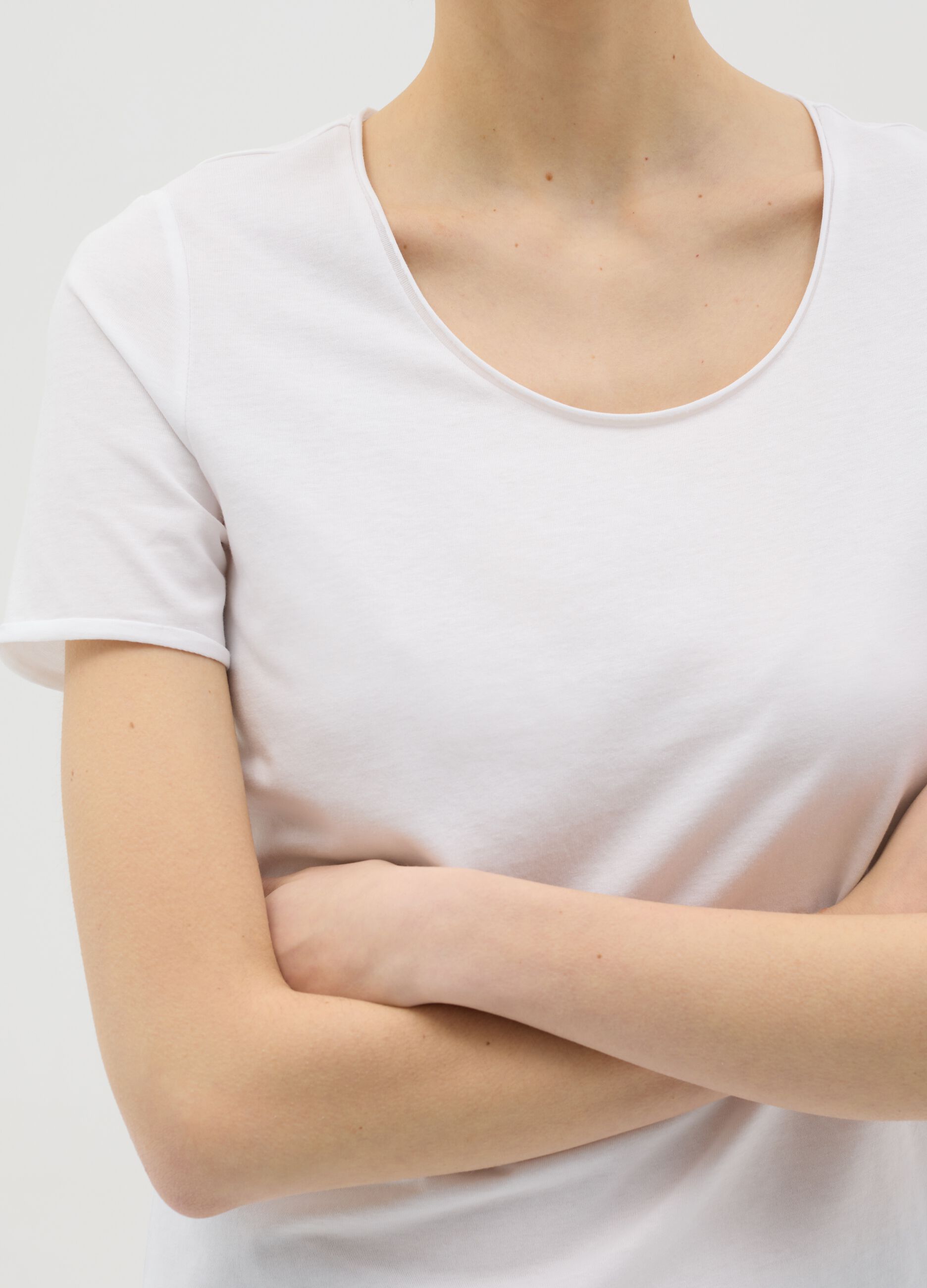 White relaxed-fit T-shirt in cotton