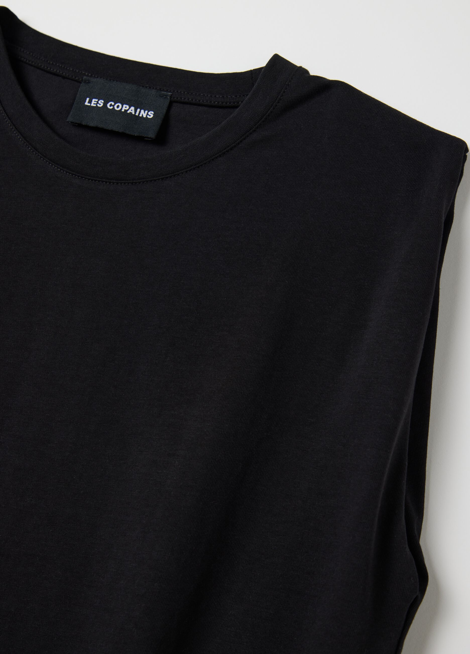 Black sleeveless boxy-fit T-shirt with spaghetti straps