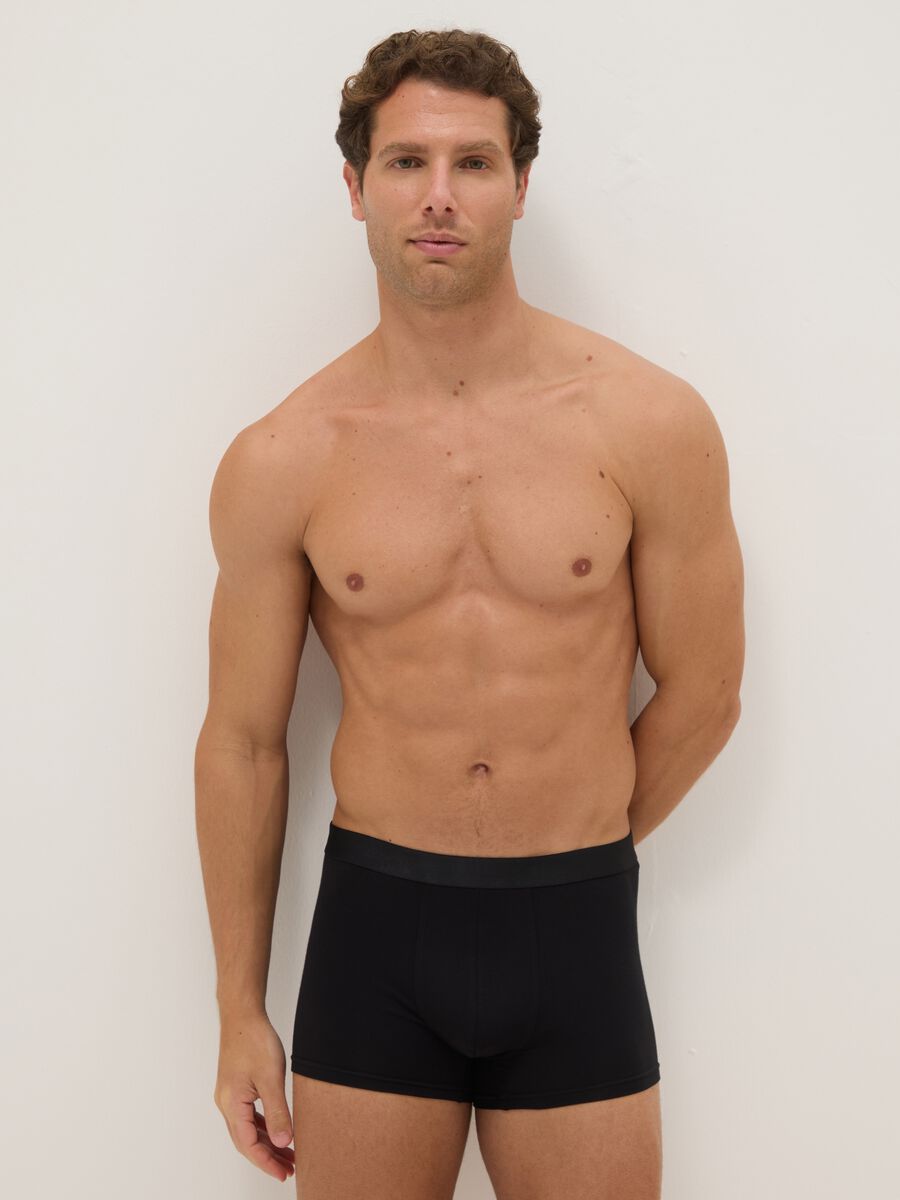 Three-pack of regular fit black stretch cotton boxers_0