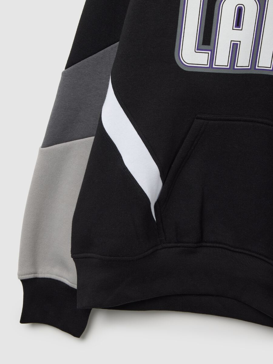 Black cotton blend sweatshirt with Los Angeles Lakers print_5