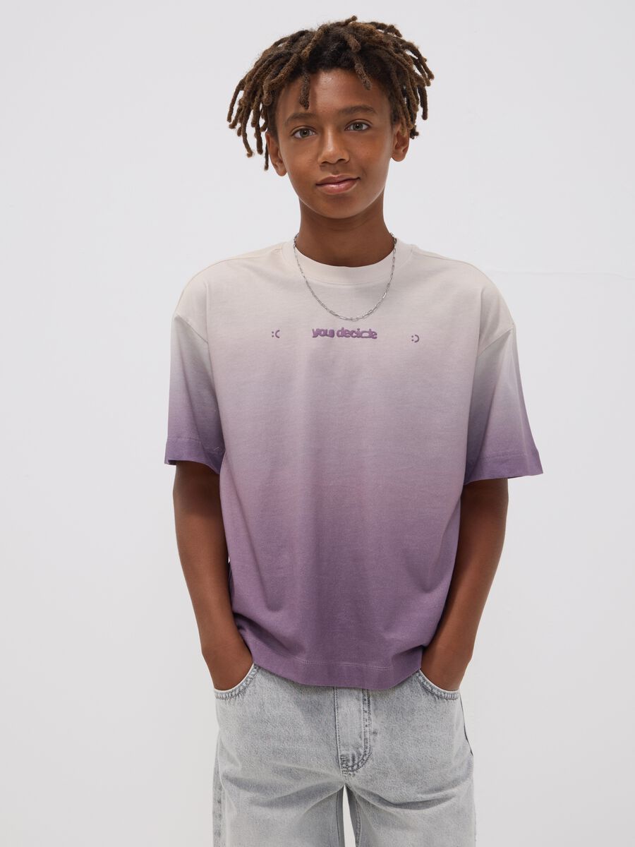 T-shirt over fit sfumata in puro cotone per ragazzo_1