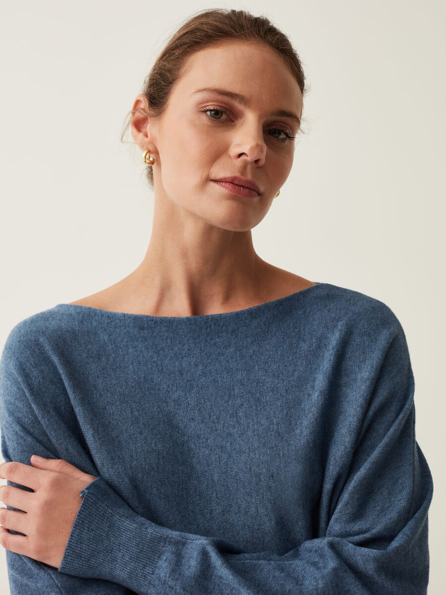 Maglia oversize con scollo a barca_1