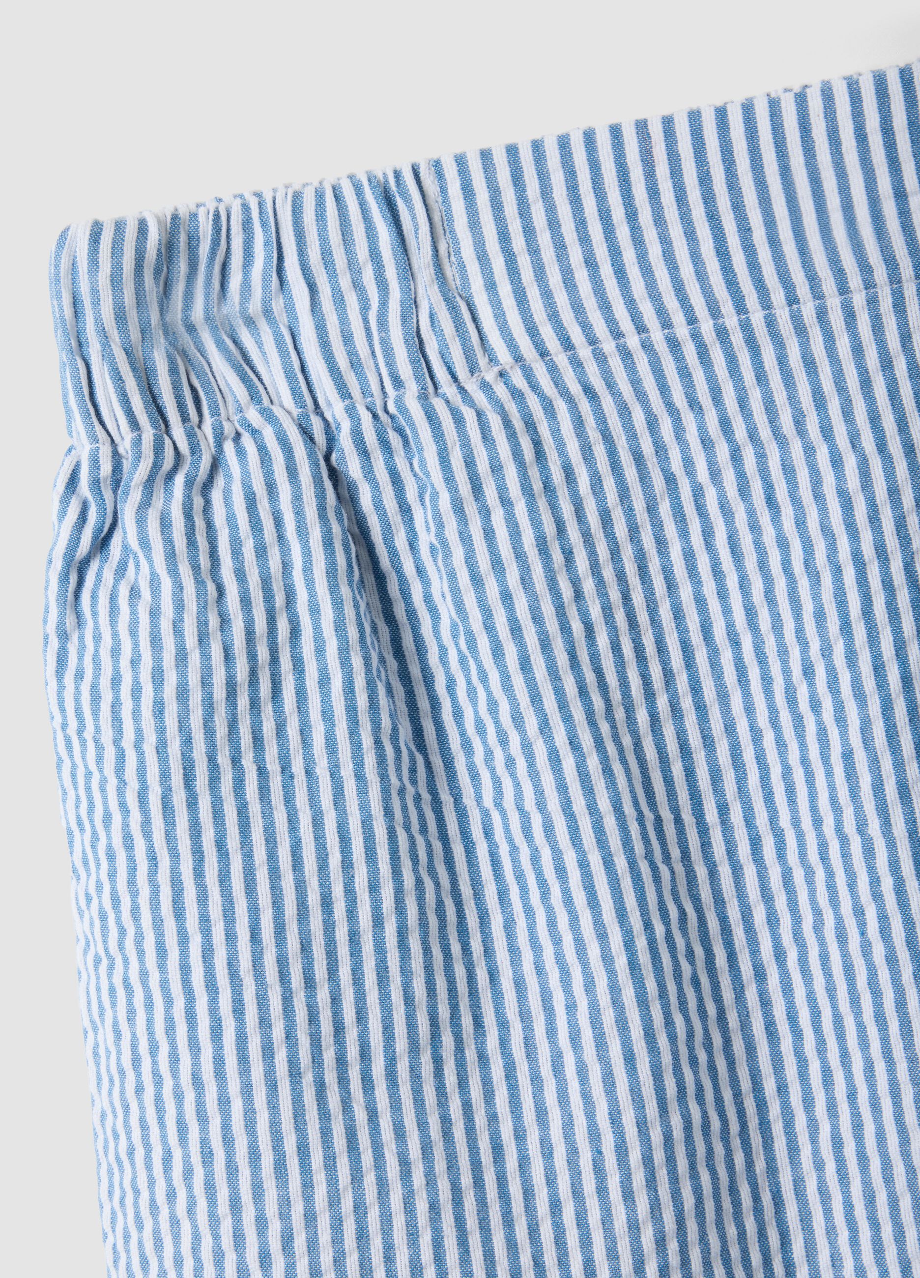Regular-fit pure cotton shorts with yellow and white stripes