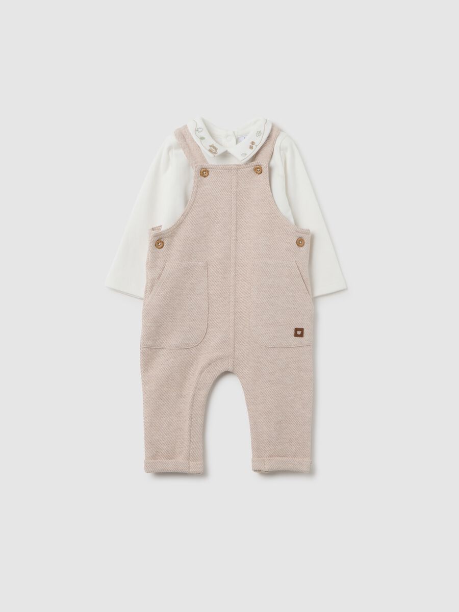Pink newborn set with t-shirt and dungarees_0