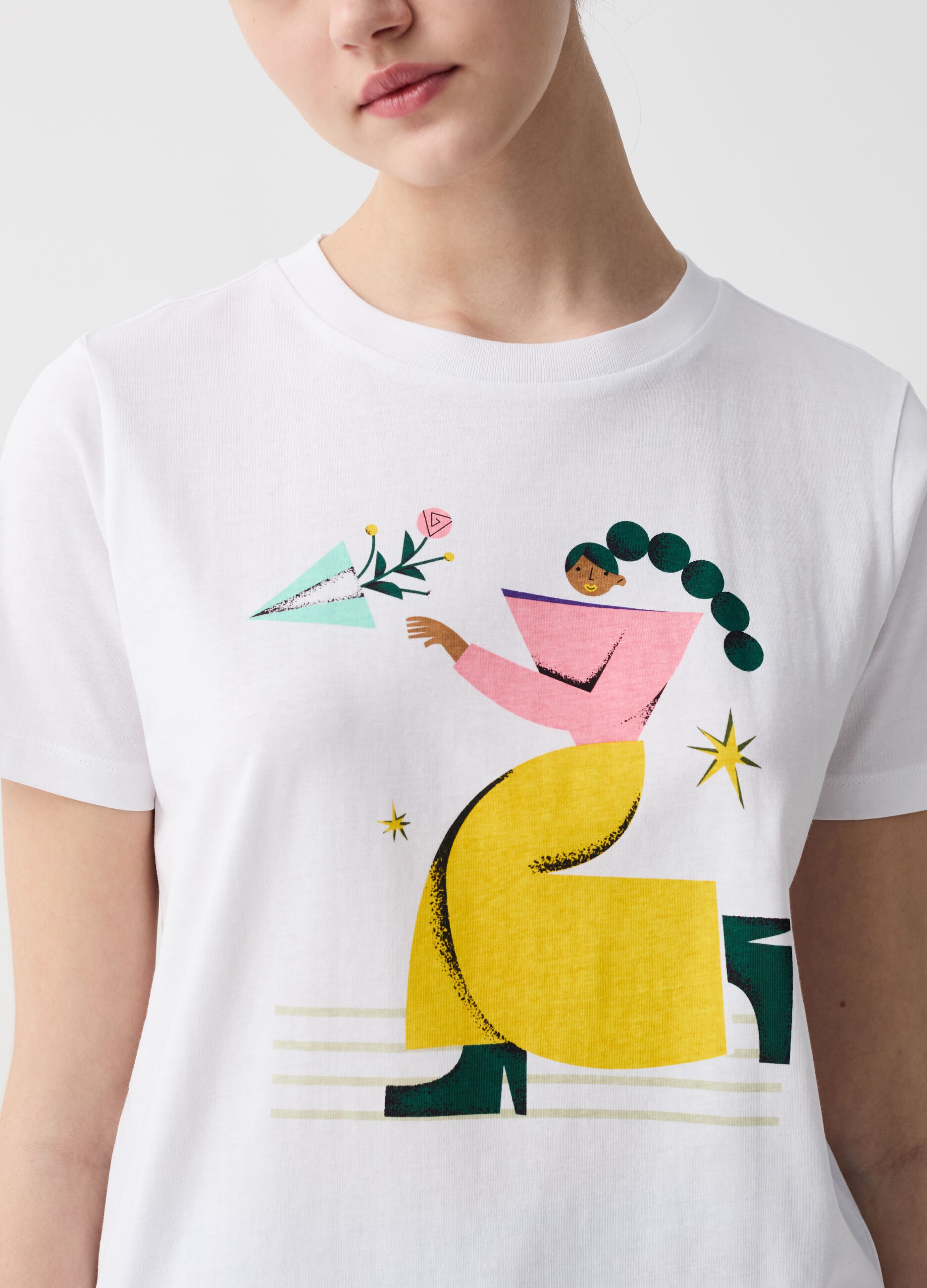 T-shirt con illustrazione grafica by Magda Azab