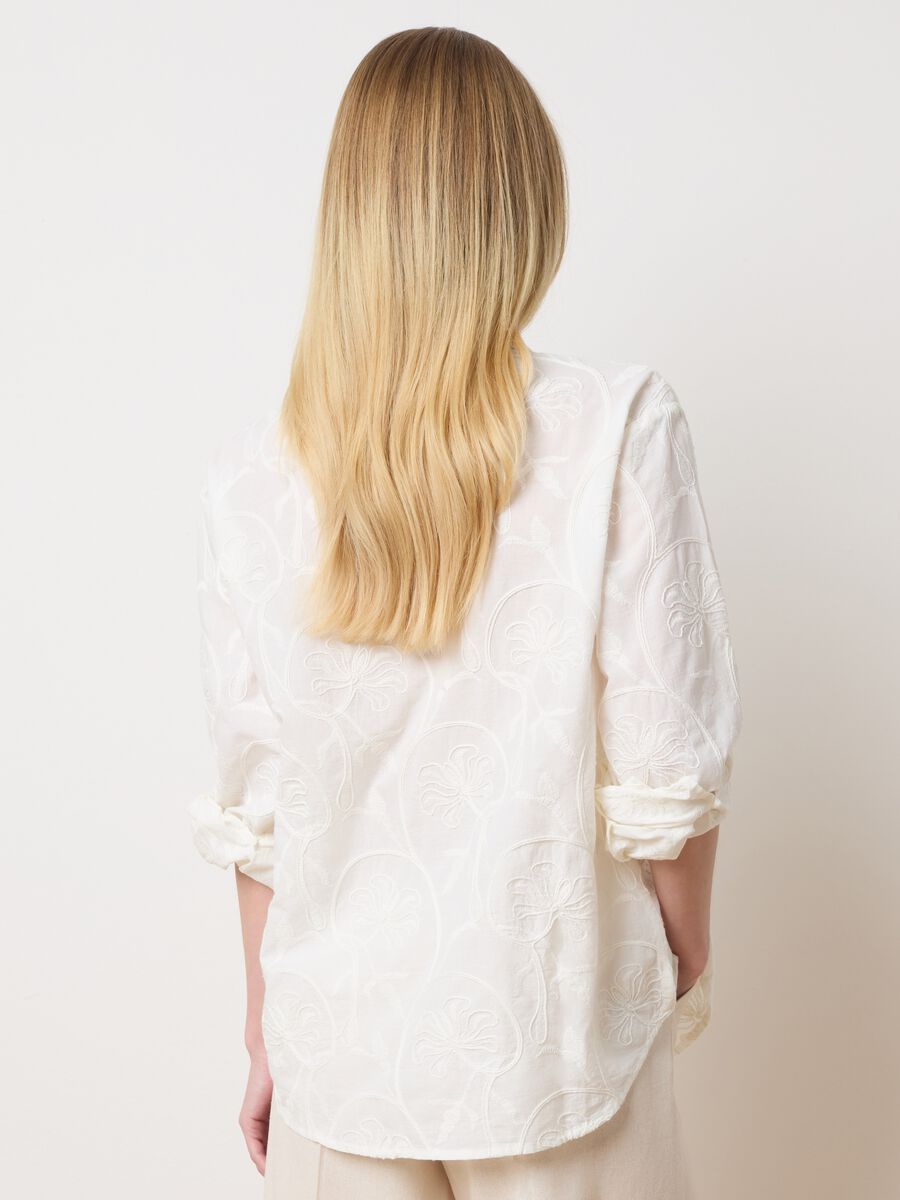 White shirt in cotton_3