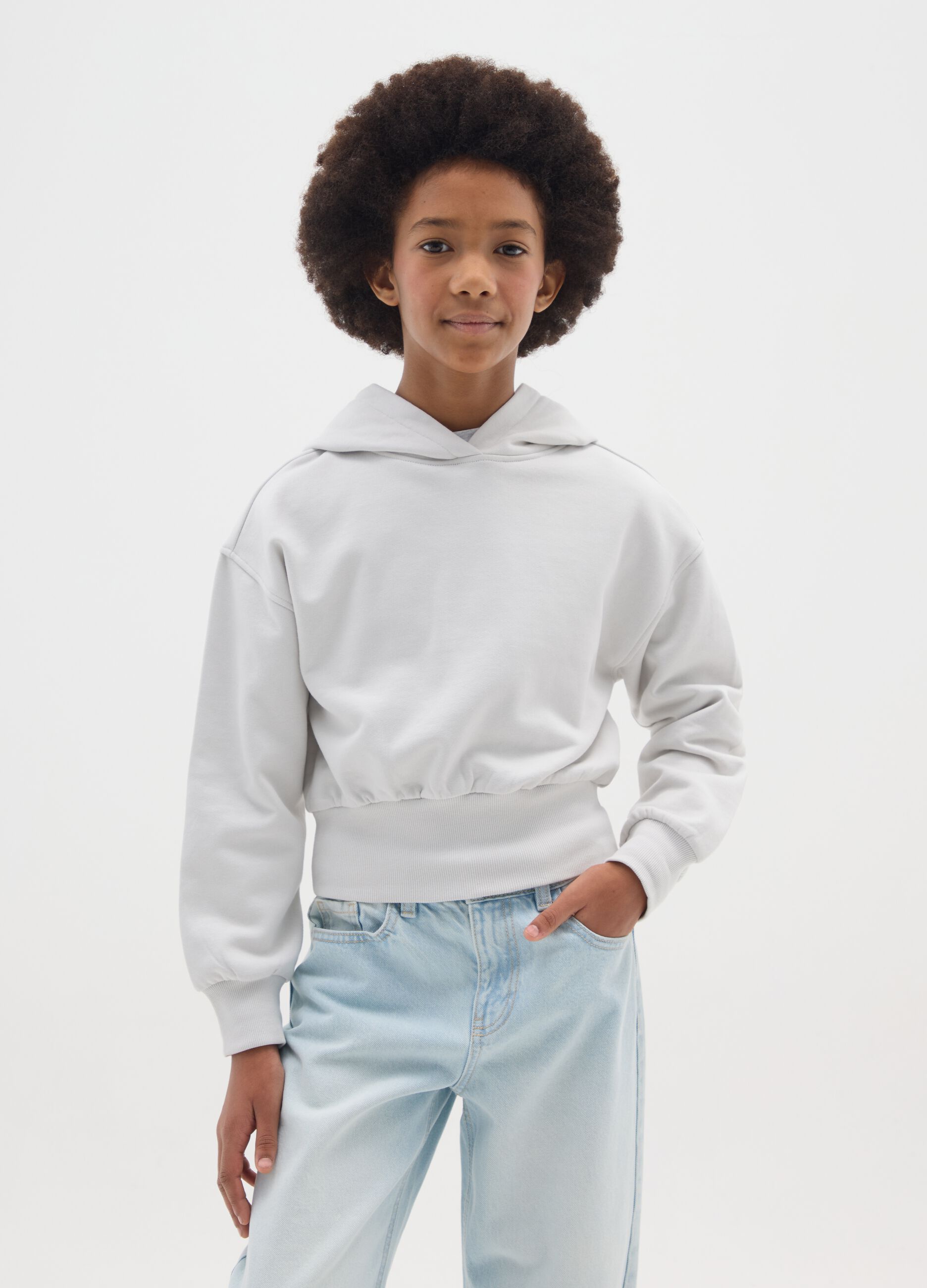 White pure cotton regular fit girl's sweatshirt