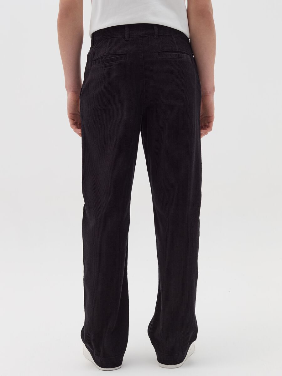 Baggy-fit trousers in corduroy_3
