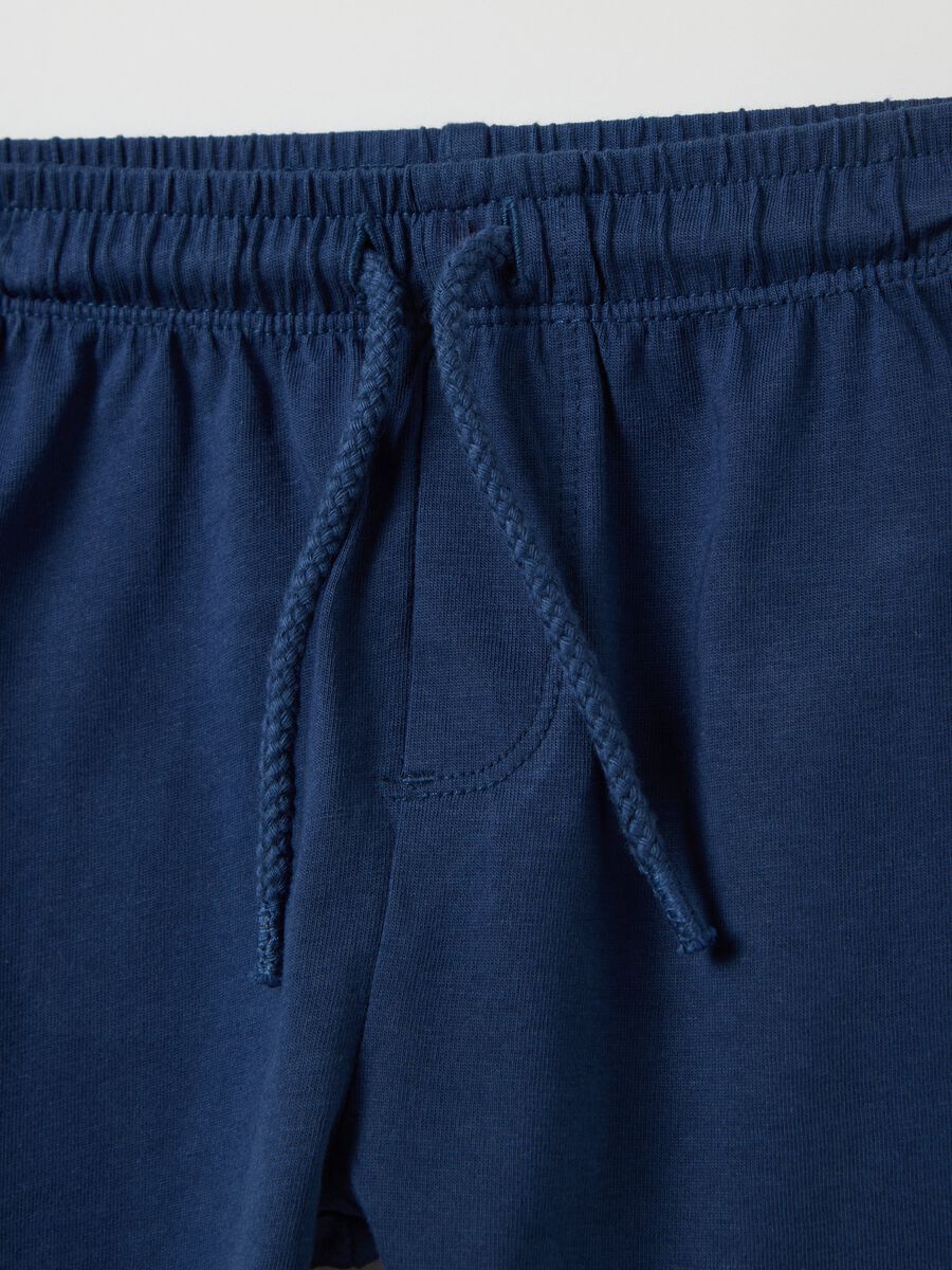Two-pack green and blue Bermuda shorts with drawstring and print_3