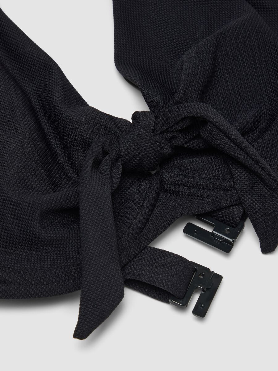 Top bikini elasticizzato nero con fiocco_5