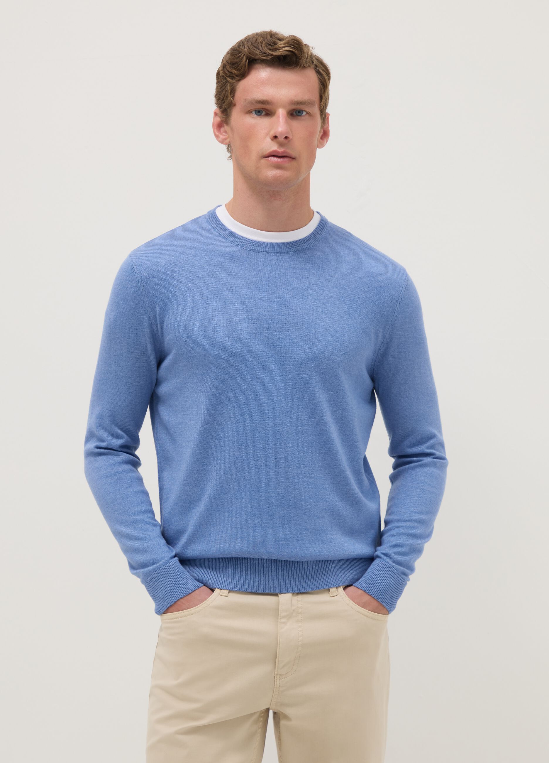 Azure crew neck pullover in regular fit cotton blend